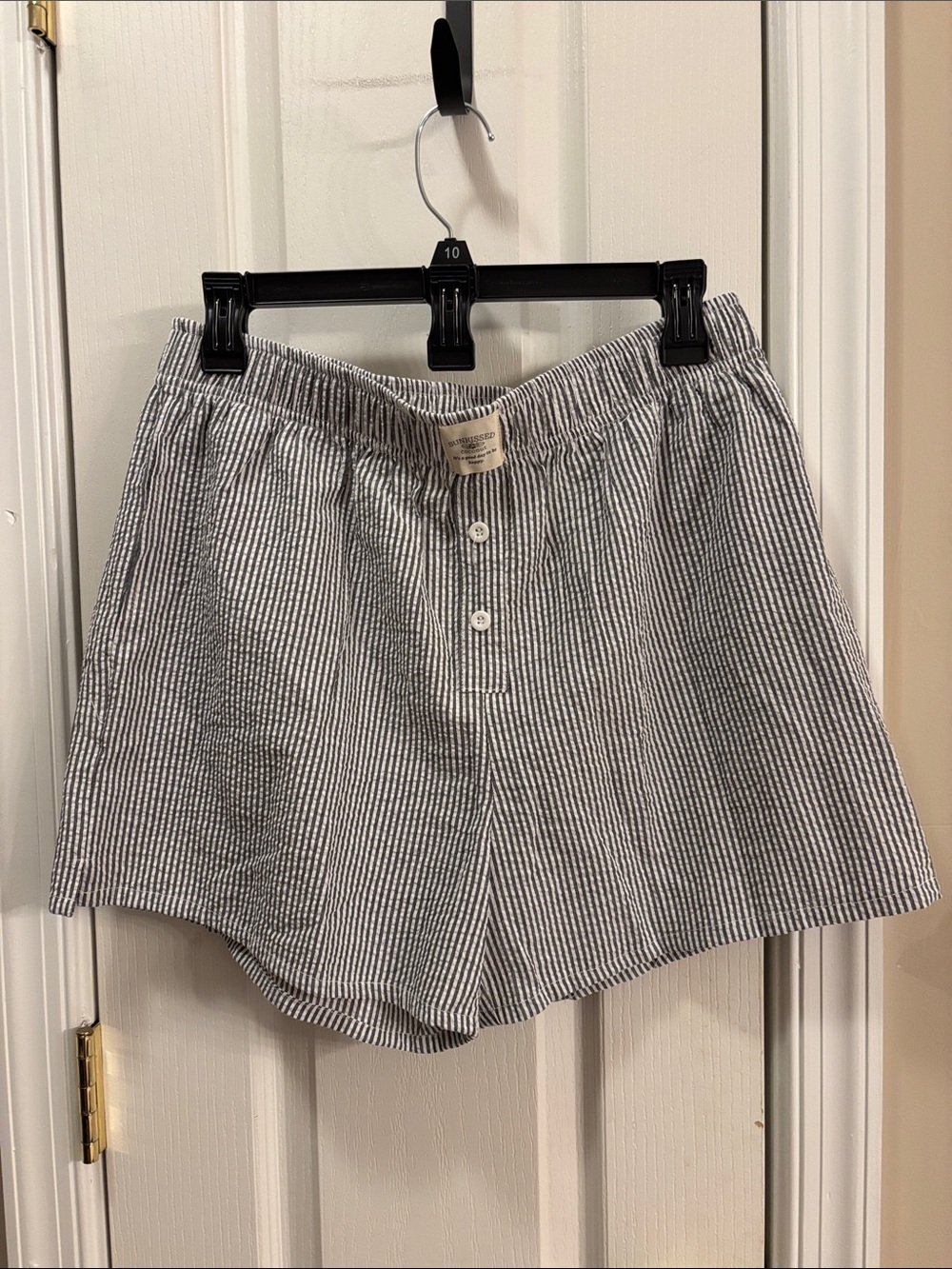 Sunkissed coconut striped Boxer Shorts - gray  & White size large.